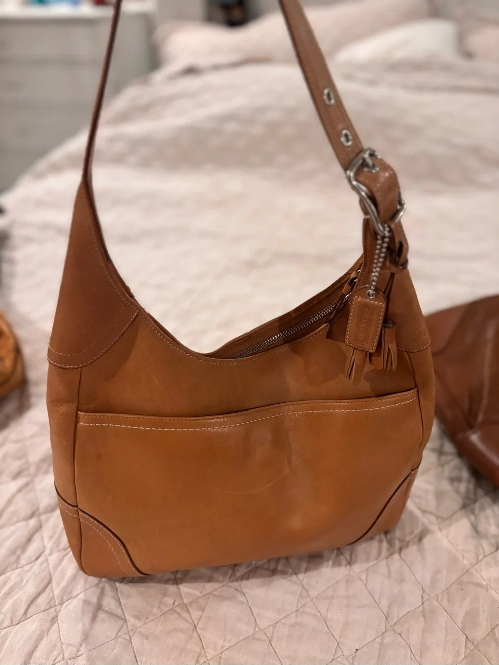 Coach Classic Tan Leather Shoulder Bag